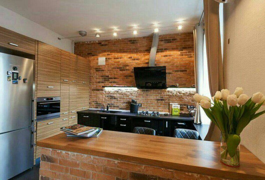 Кирпичная отделка на кухне