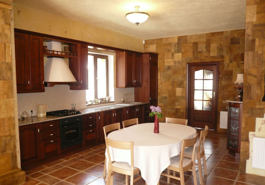 Декоративная штукатурка на кухне