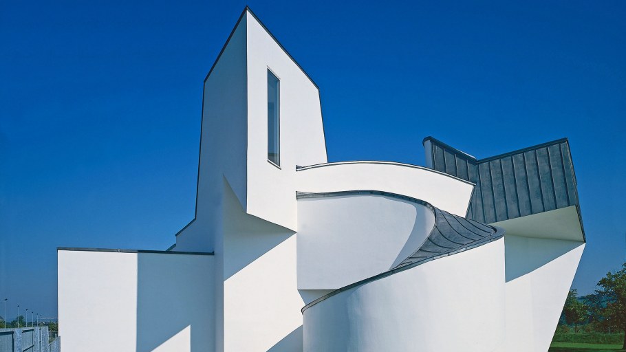 Капелла Нотр дам дю о близ города Роншана. Арх. Ле к фасадорбюзье