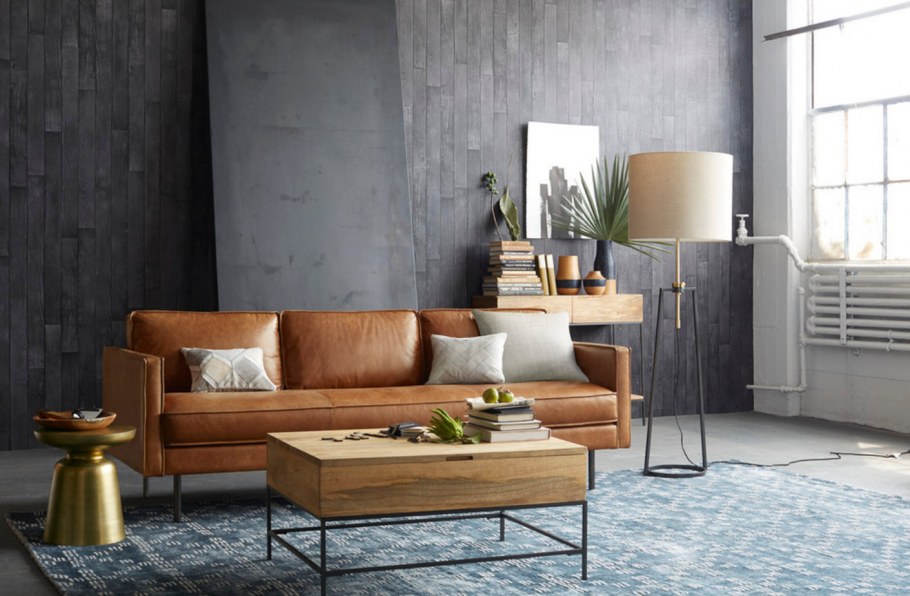 Рыжий диван в интерьере