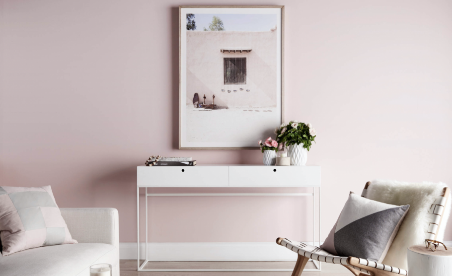 Пудровый цвет в интерьере