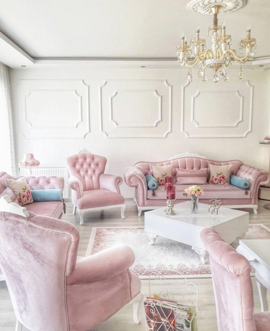 Сочетание в интерьере бронза и розовый