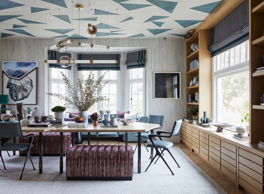 Colonial Street Калифорния