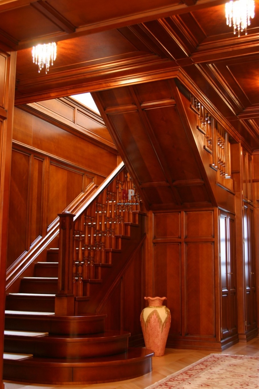 Лестничный Холл буазери