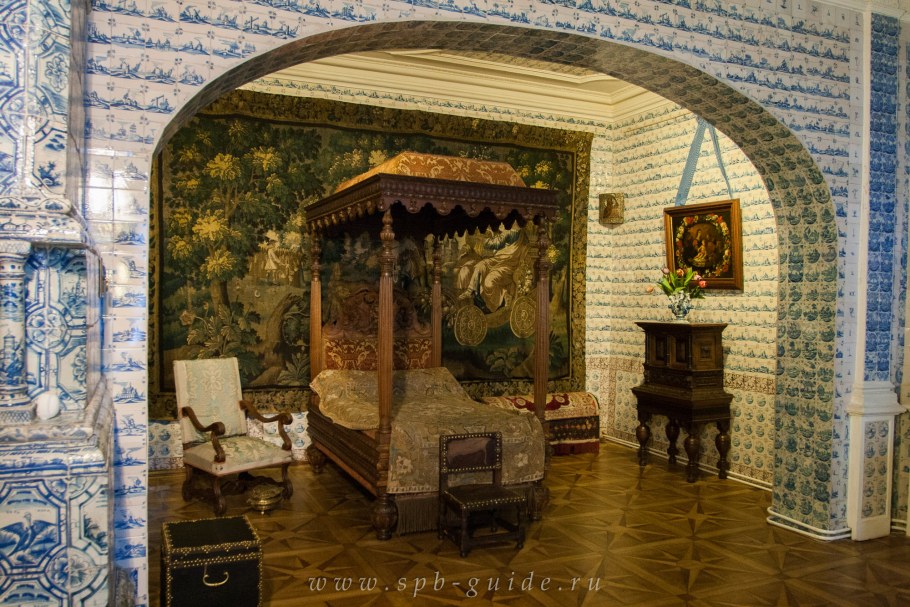 Меншиковский дворец - спальня Меншикова