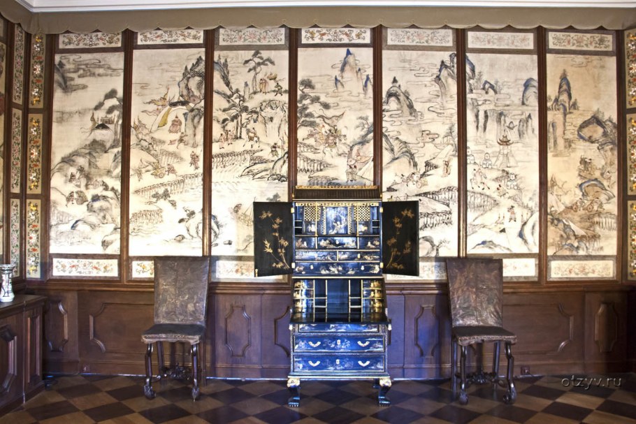 Меншиковский дворец китайский кабинет