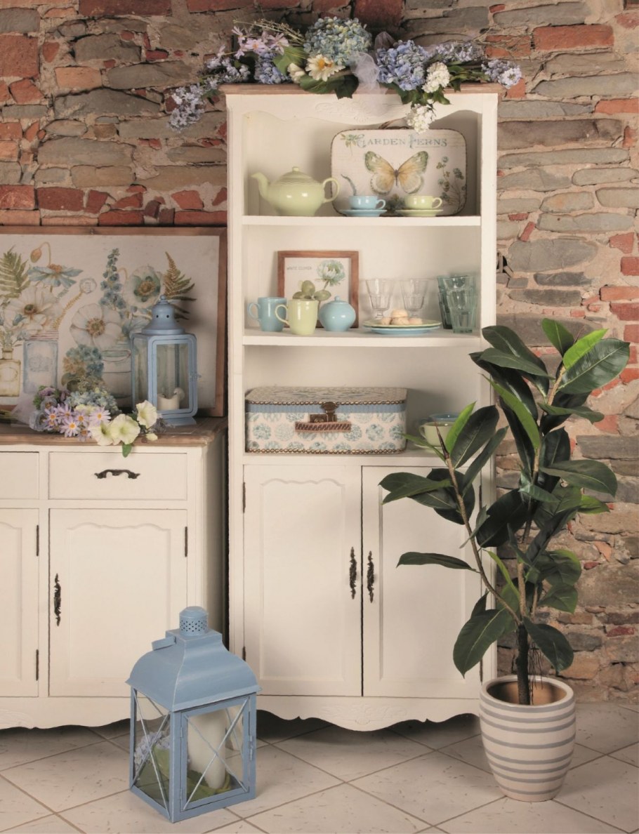 Буфет для кухни старый