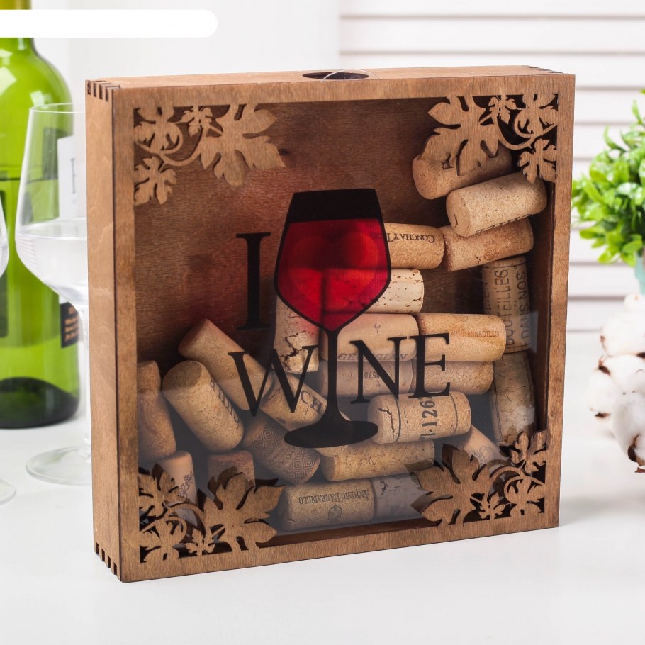 Панно из пробок от шампанского