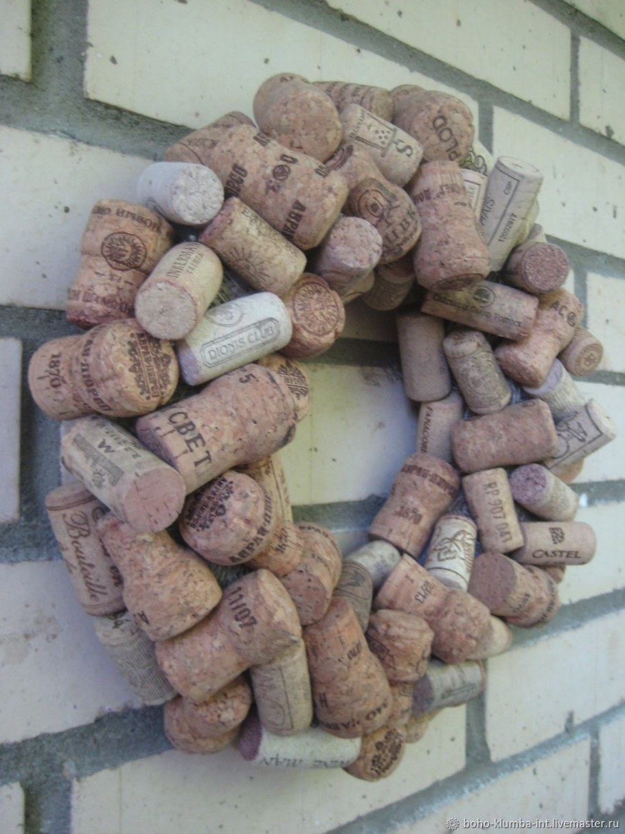 Декор из пробок от вина и шампанского