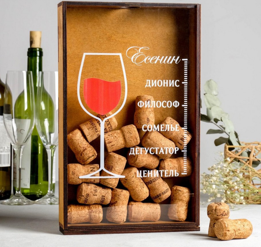 Панно из пробок от вина