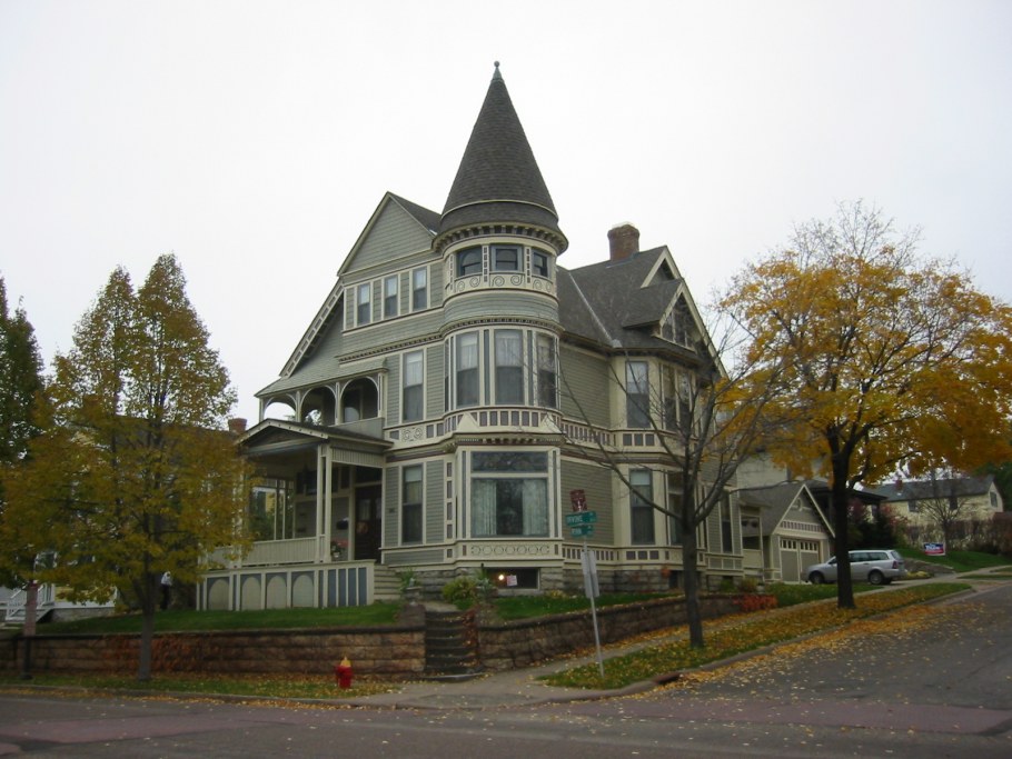 Дом времен королевы Анны