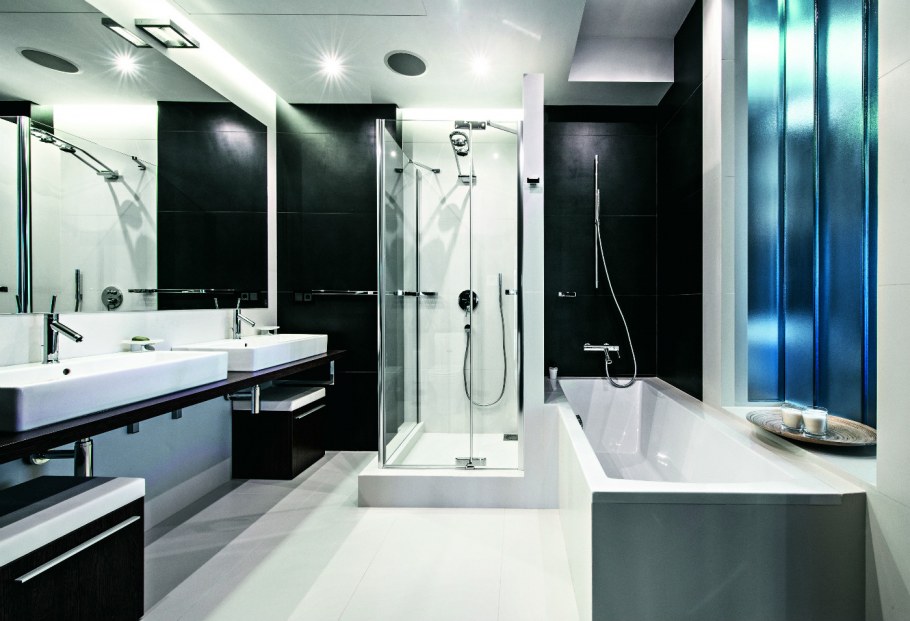 Ванная комната в строгом стиле