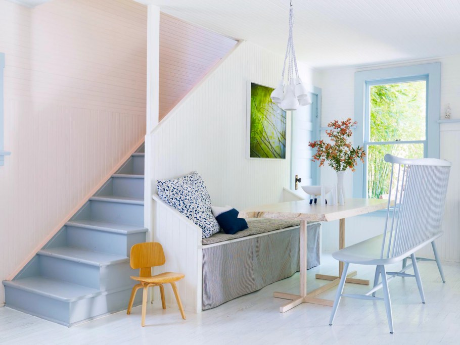 Деревянная лестница в скандинавском стиле