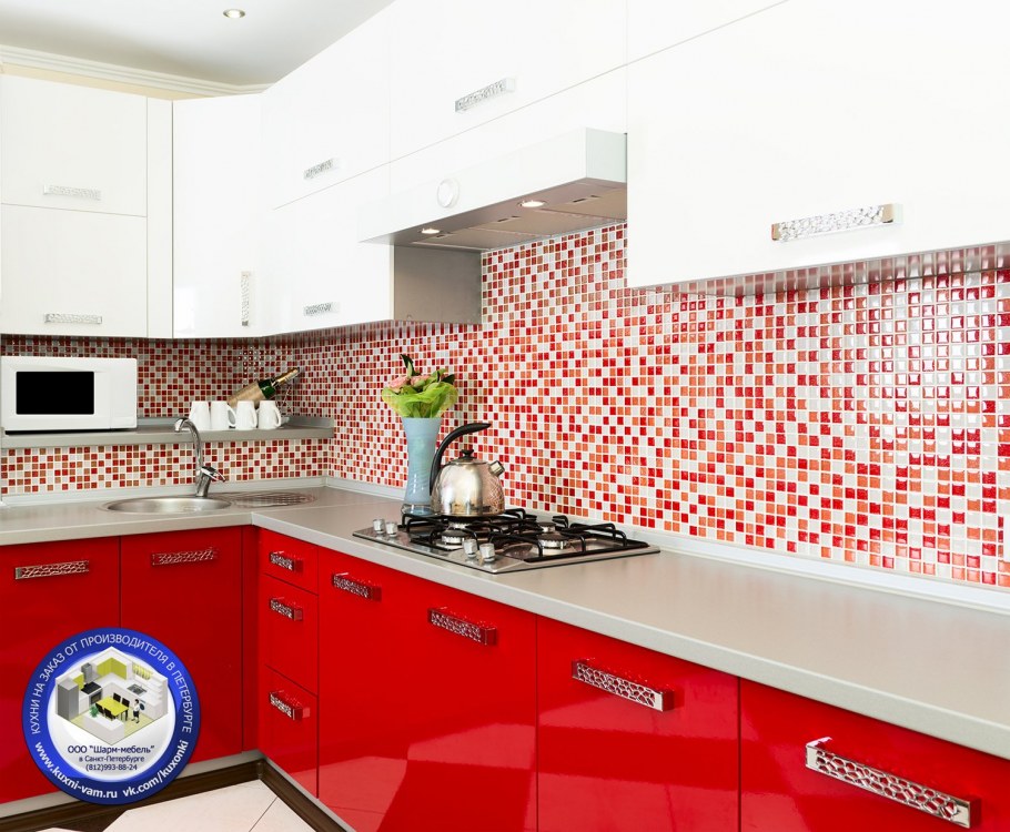 Красно белая кухня