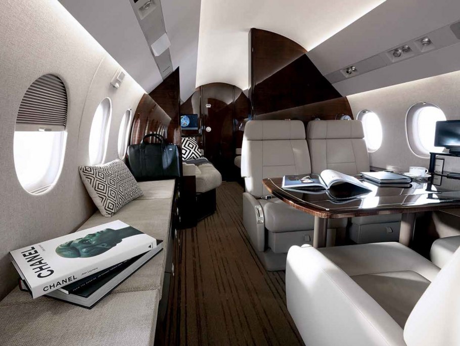 Falcon 7x самолет внутри