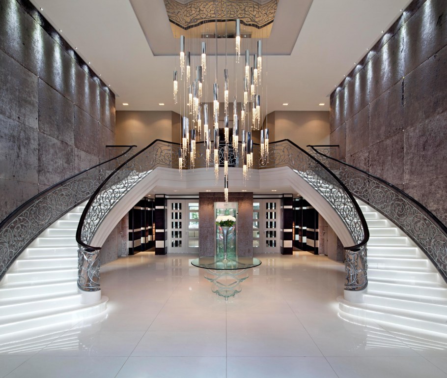 Потолок в офисе