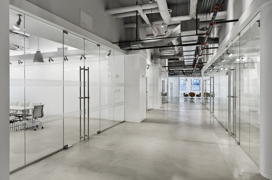 Островные вытяжки Loft