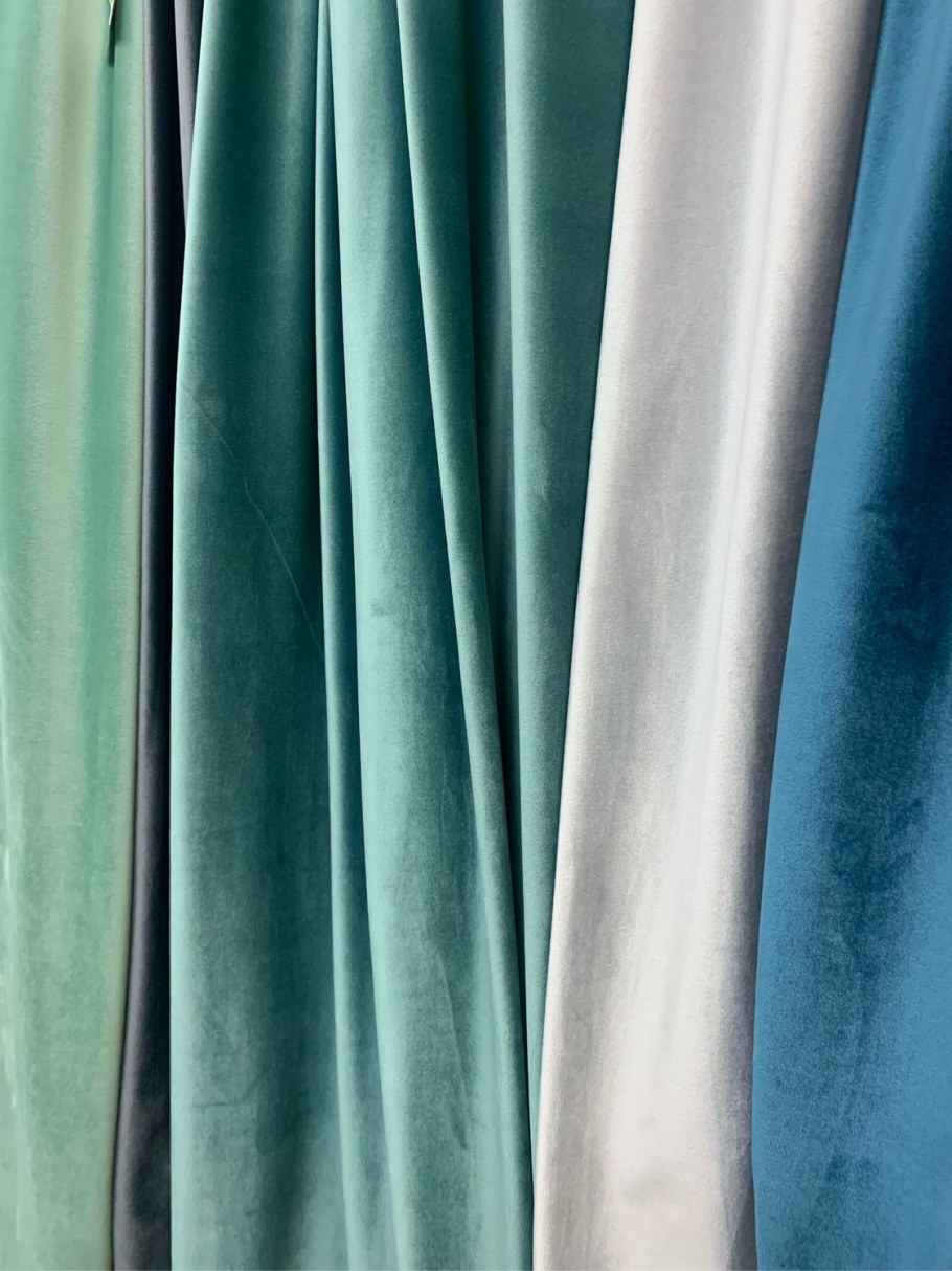 Бархатные шторы