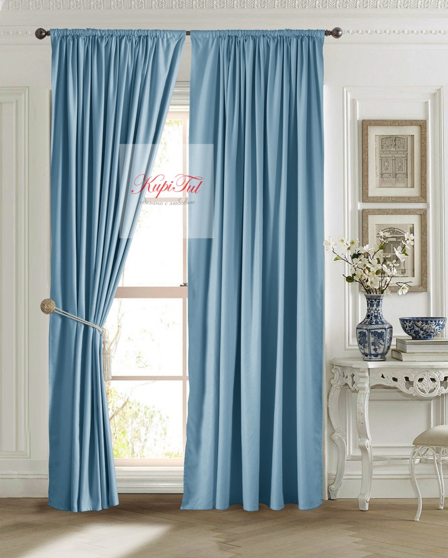 Коричневые шторы в интерьере гостиной фото