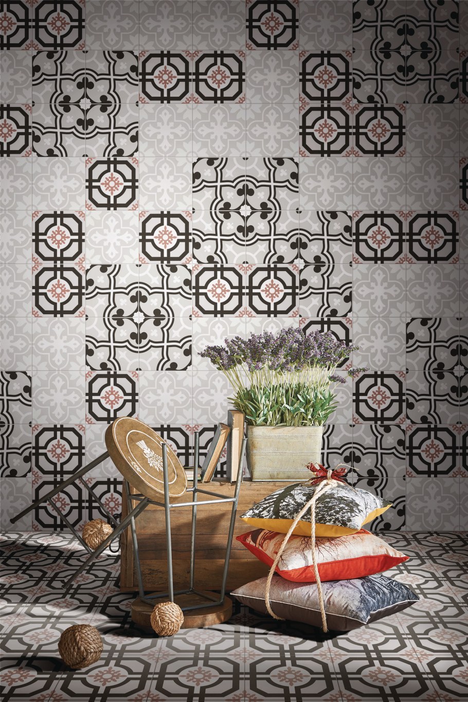 Итальянская плитка 9 на 9 декор