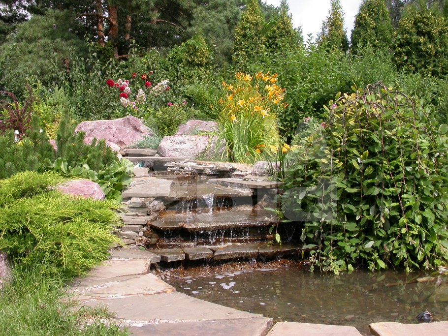 Ландшафтный рокарий Каскад ручьев