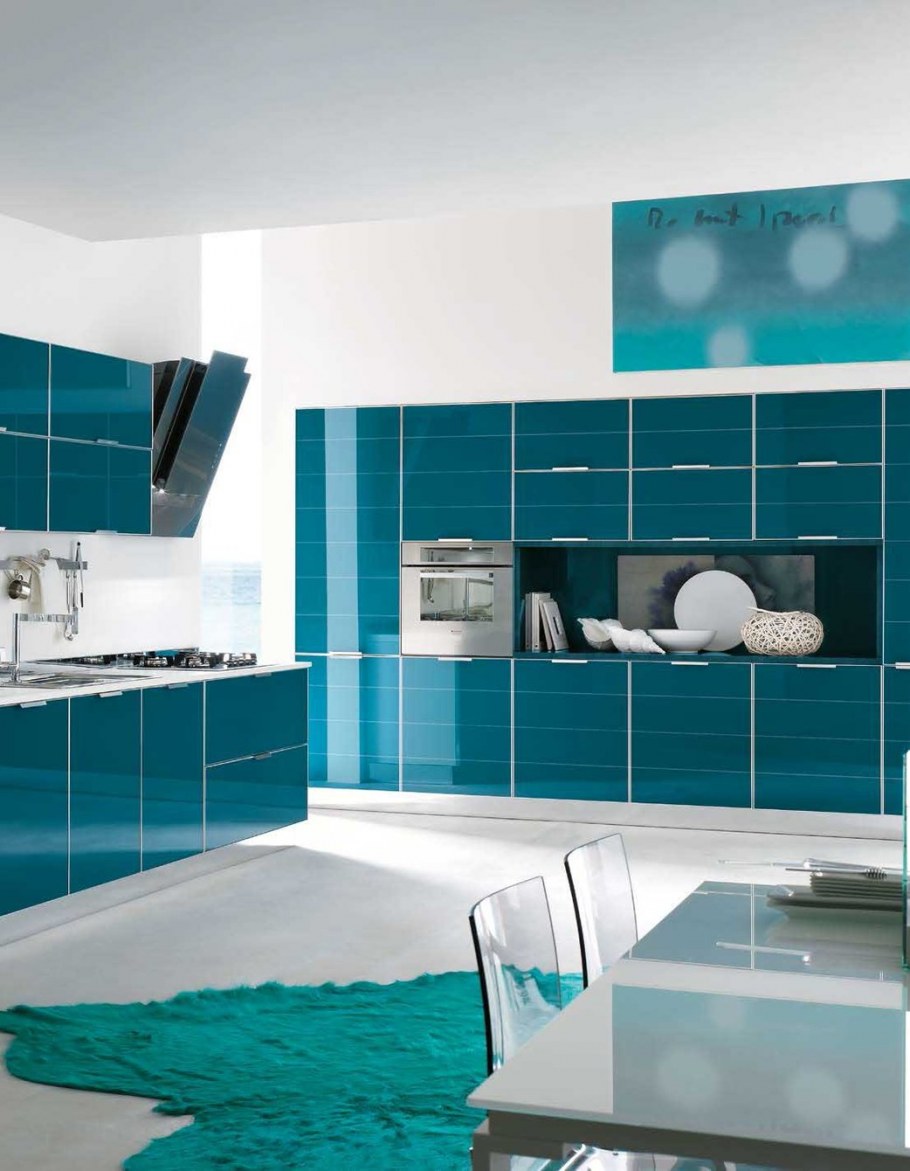 Кухонный гарнитур прямой 2021