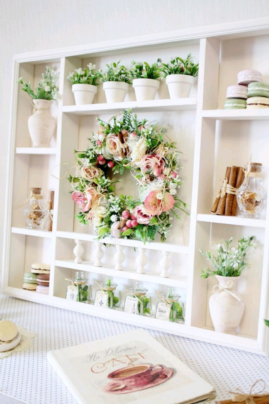 Декоративные полки