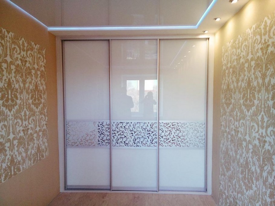 Пескоструй город на зеркале