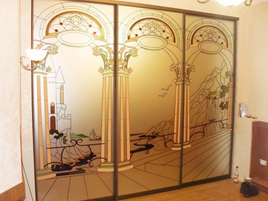 Декор дверей шкафа купе