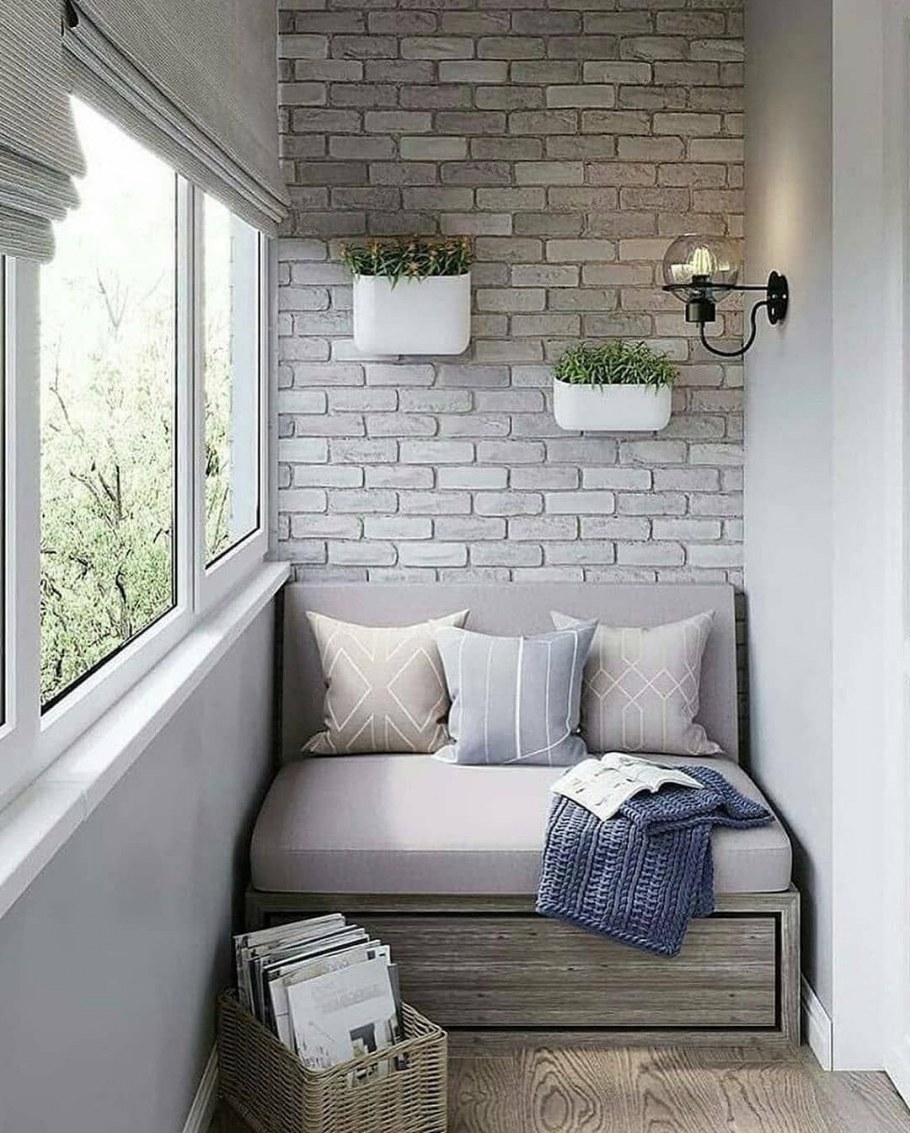 Отделка маленького балкона