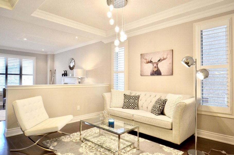 Гостиная в пастельных тонах