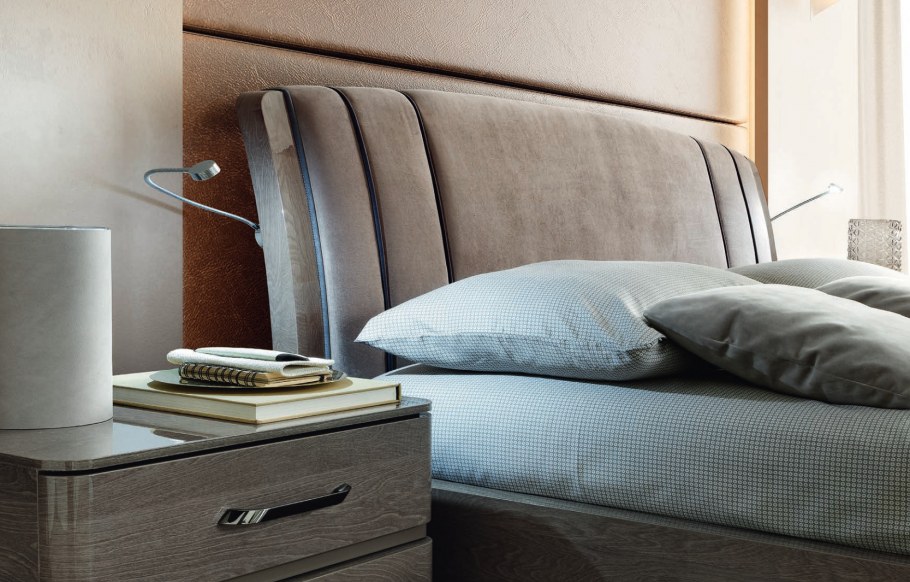 Светодиодная подсветка в спальне