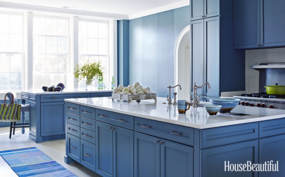 Кухня в голубых тонах