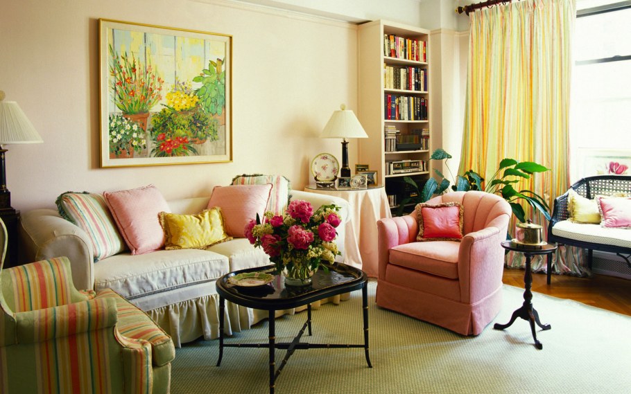 Уютная комната гостиная