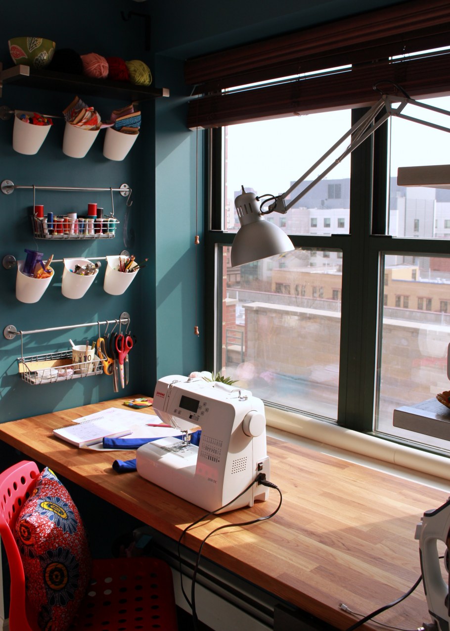 Организовать место для шитья