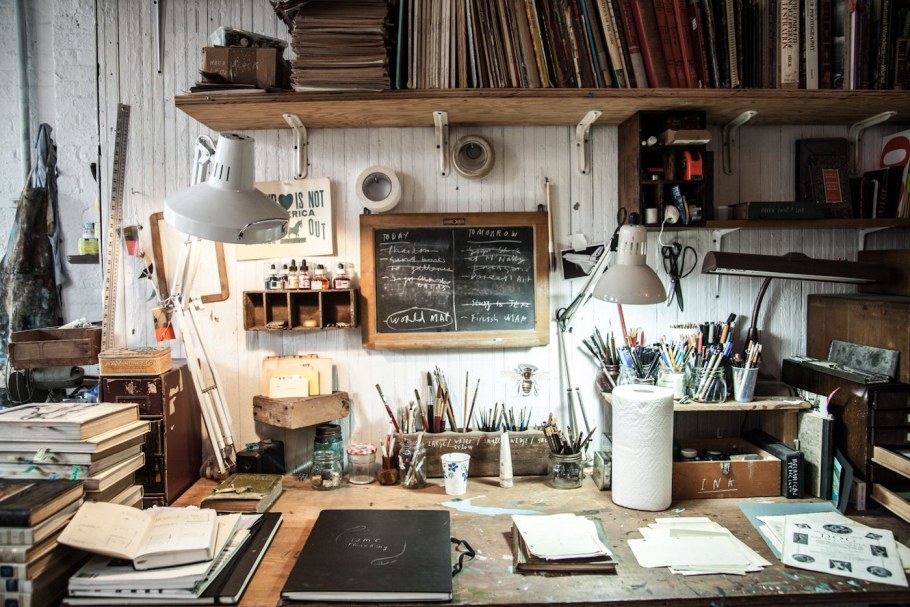 Полки для швейной мастерской