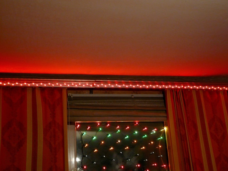 Подсветка штор светодиодной лентой