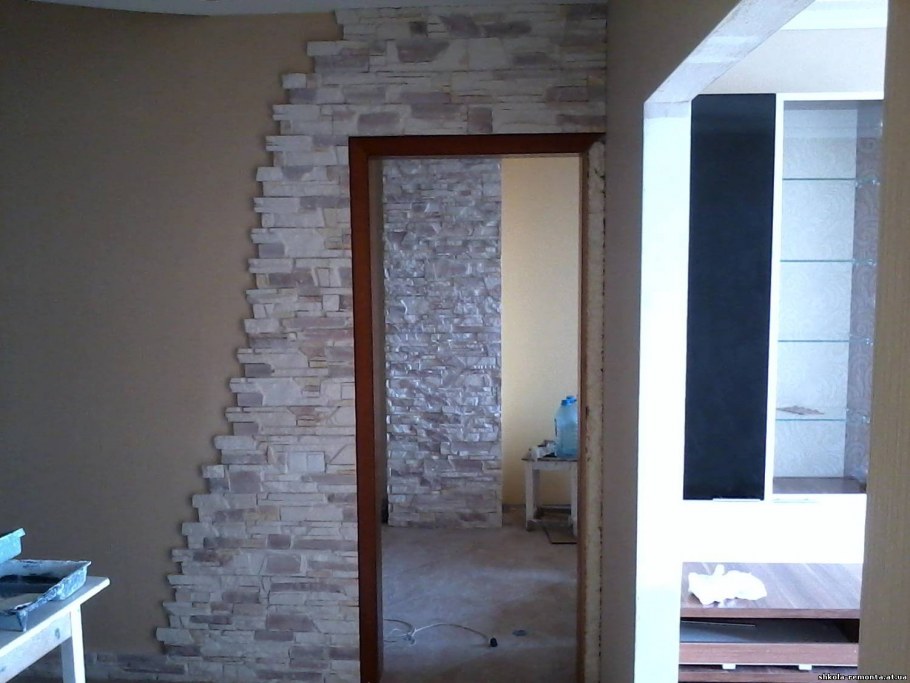 Угловой дверной проем