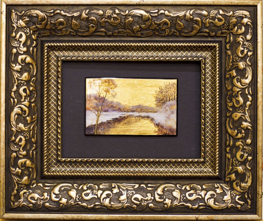 Панно золотистое