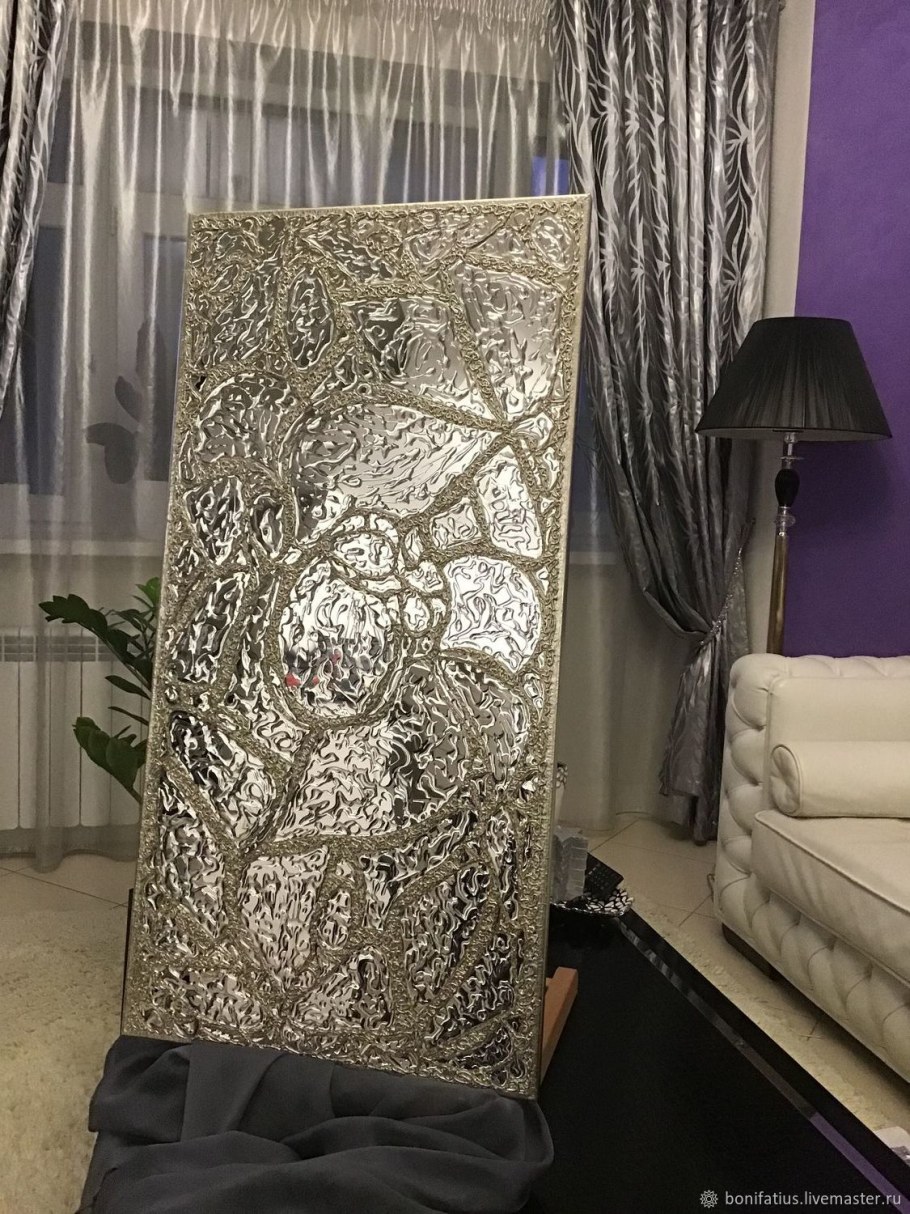 Декор на стену золото