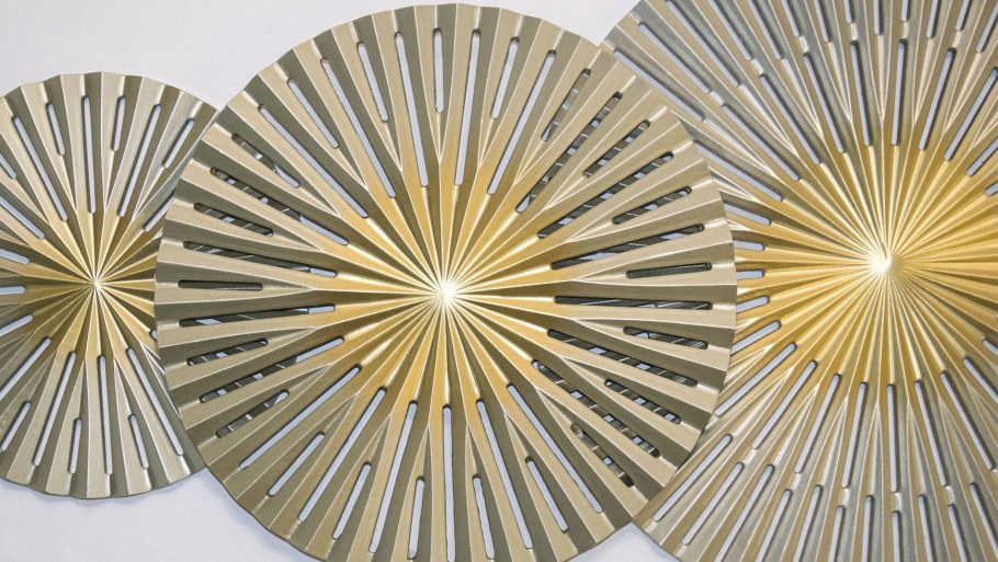 Настенное панно золото