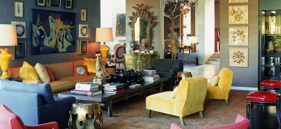 Диван в стиле Китч