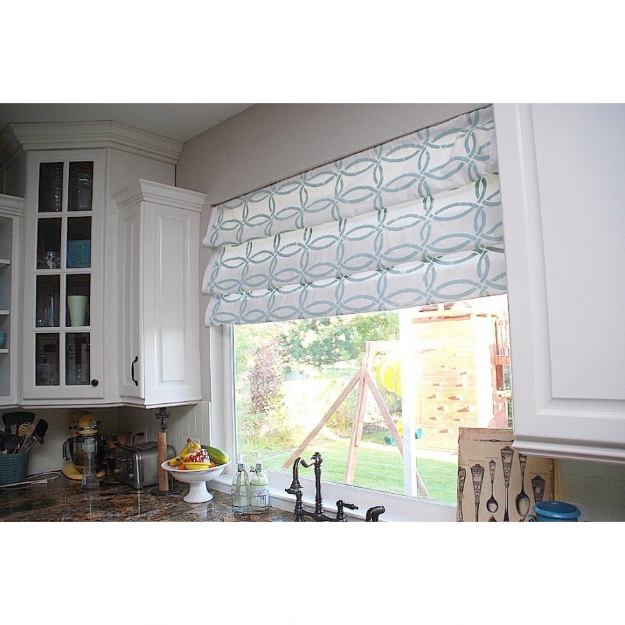 Римская штора из потолка