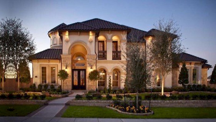 Особняк на Рублевке в стиле замка