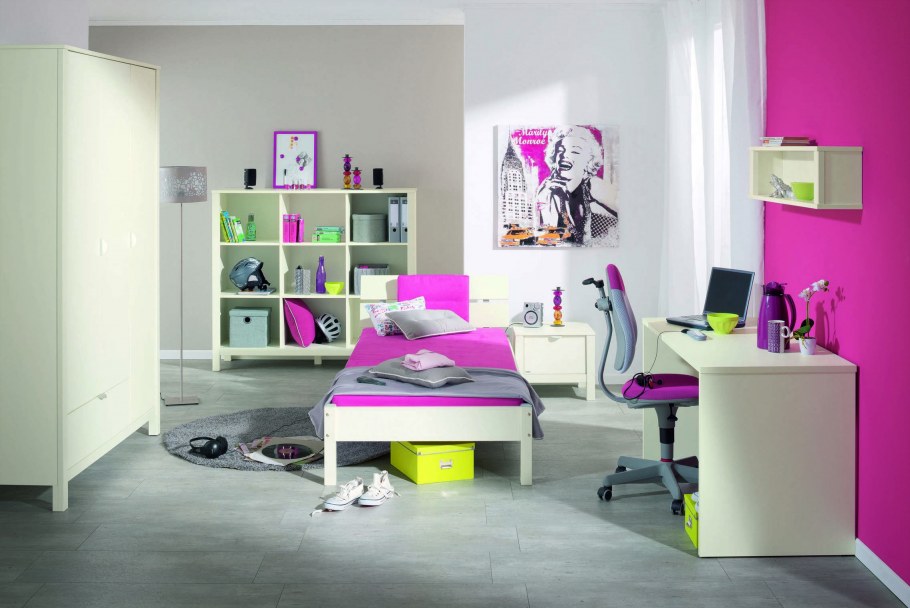 Комната школьника для девочки