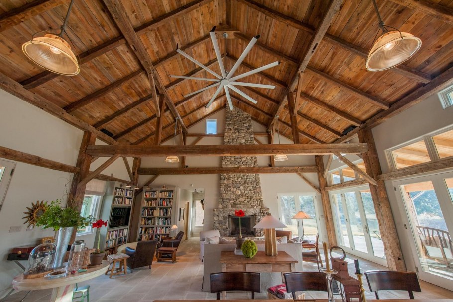 Беседка в стиле барнхаус Barn House