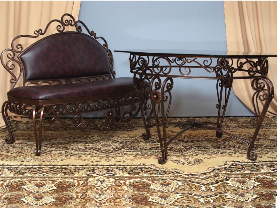 Кованые изделия в интерьере