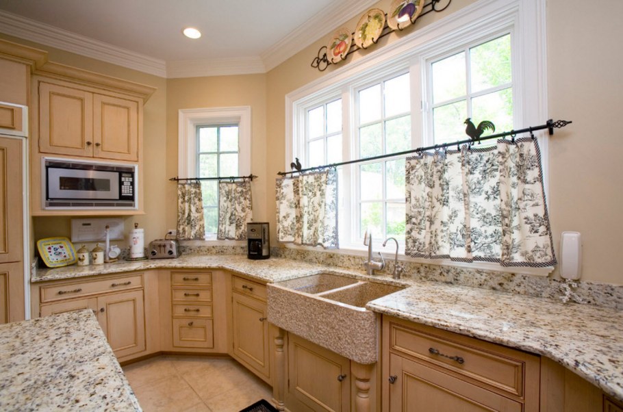 Французское окно на кухне