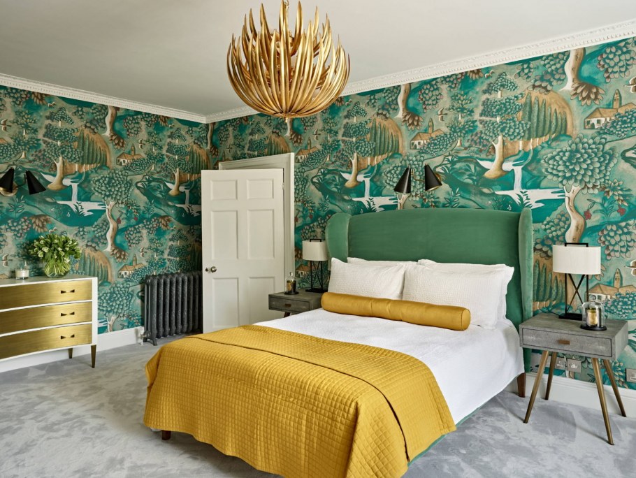 Спальня в салатово зеленом цвете