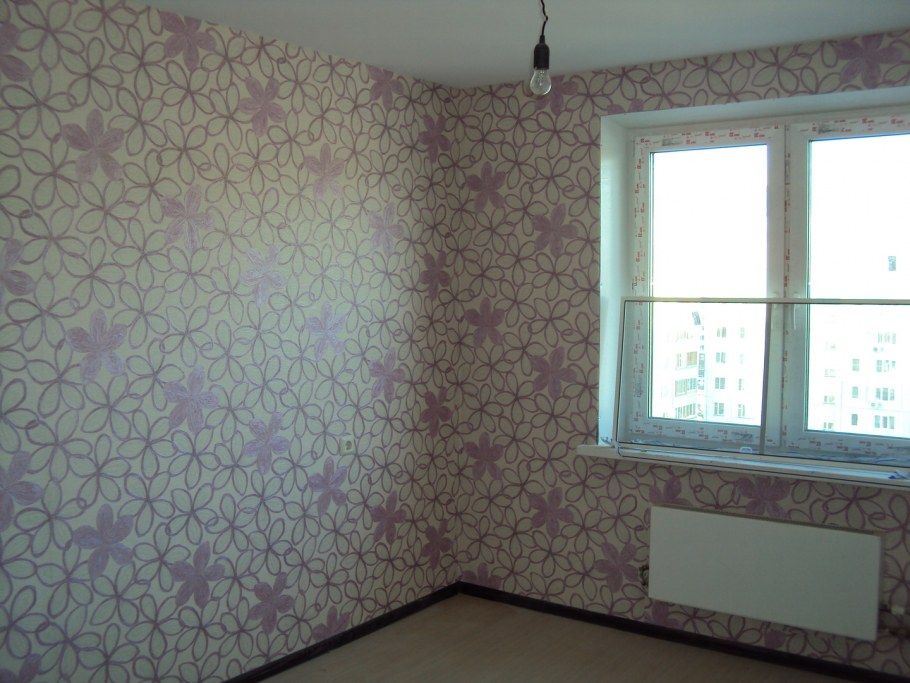 Какие обои поклеить в деревенском доме фото